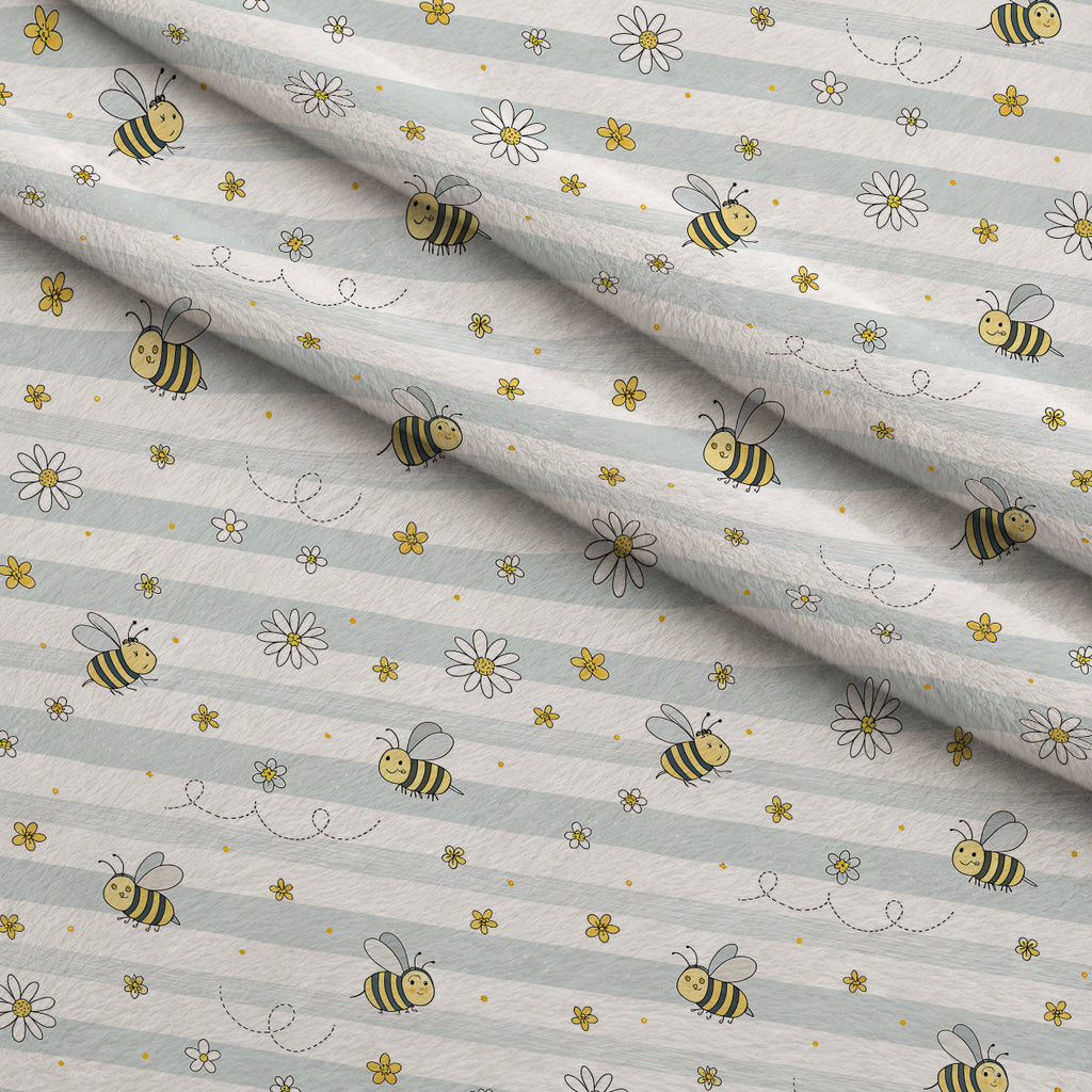 Honeycomb Harvest Pattern 17 Fleece Fabric — fleece fabric folded close-up preview (mv-fleece-v1:lying)