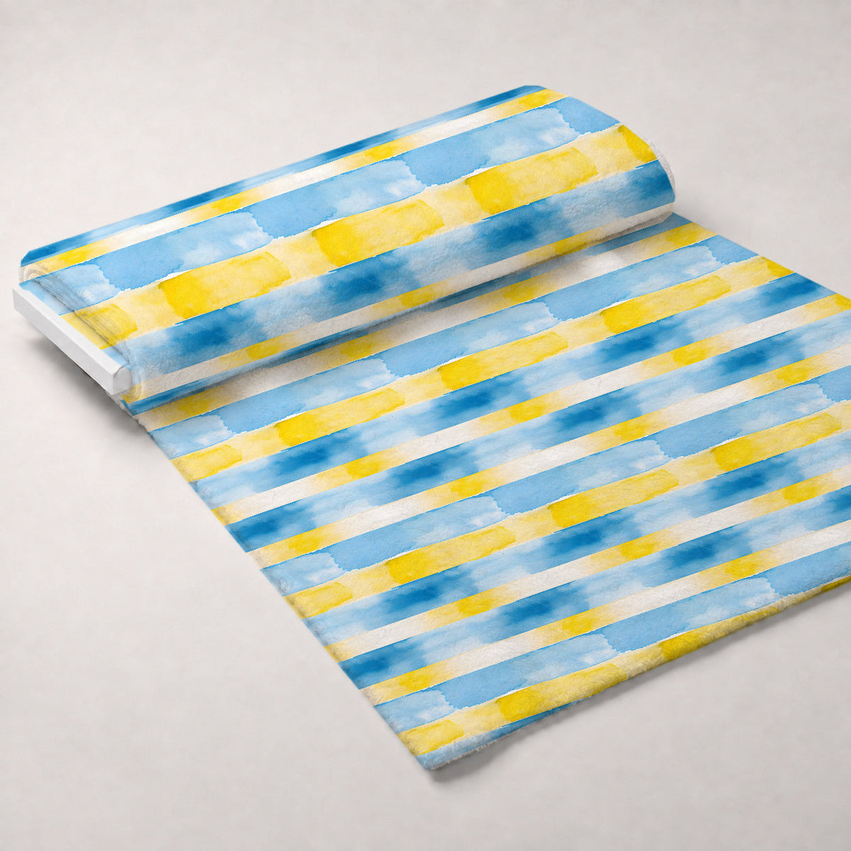 Sunlit Azulejo Pattern 11 Fleece Fabric — fleece fabric unrolled bolt preview (mv-fleece-v1:bolt)
